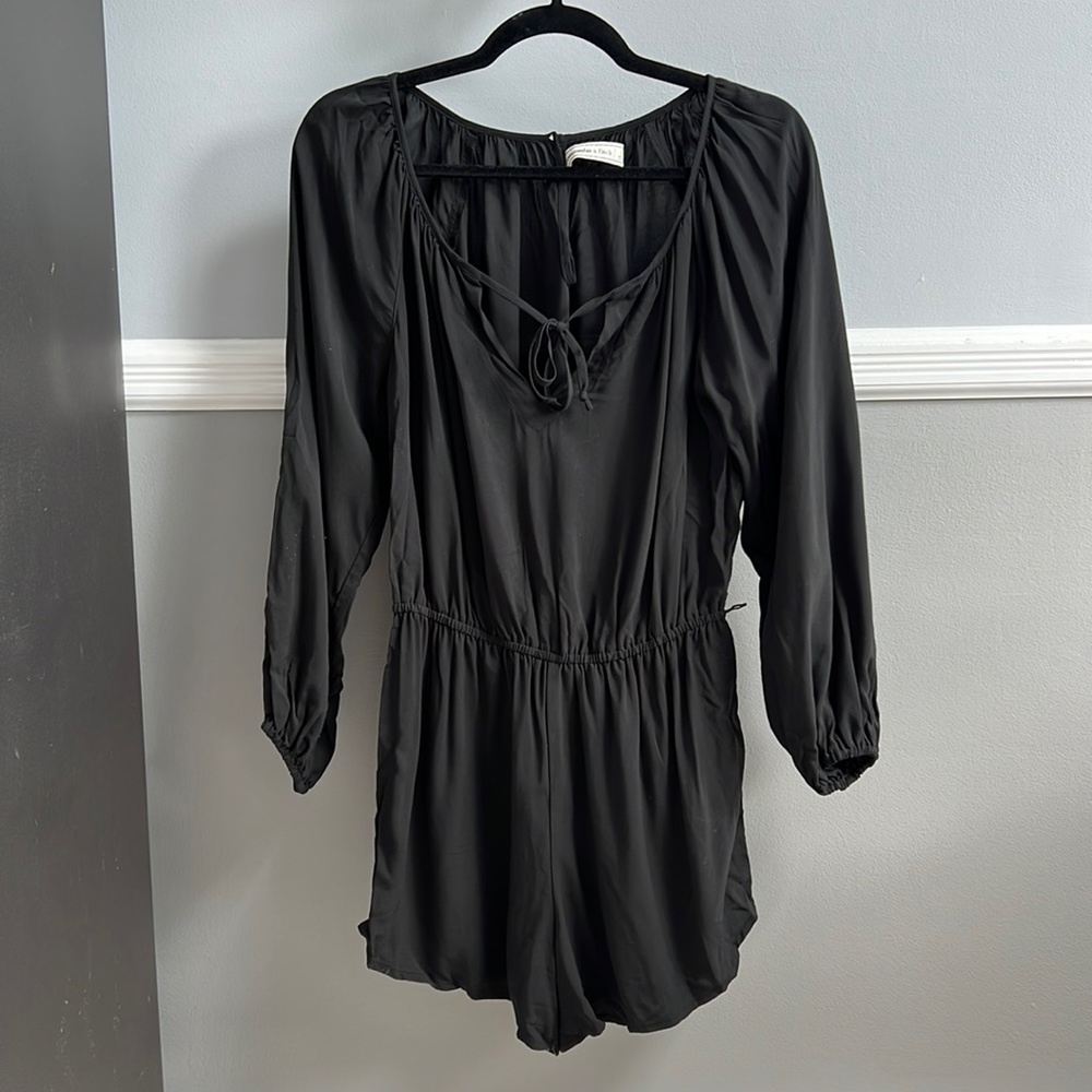 WORN ONCE:  Black Abercrombie long sleeve romper Size: S